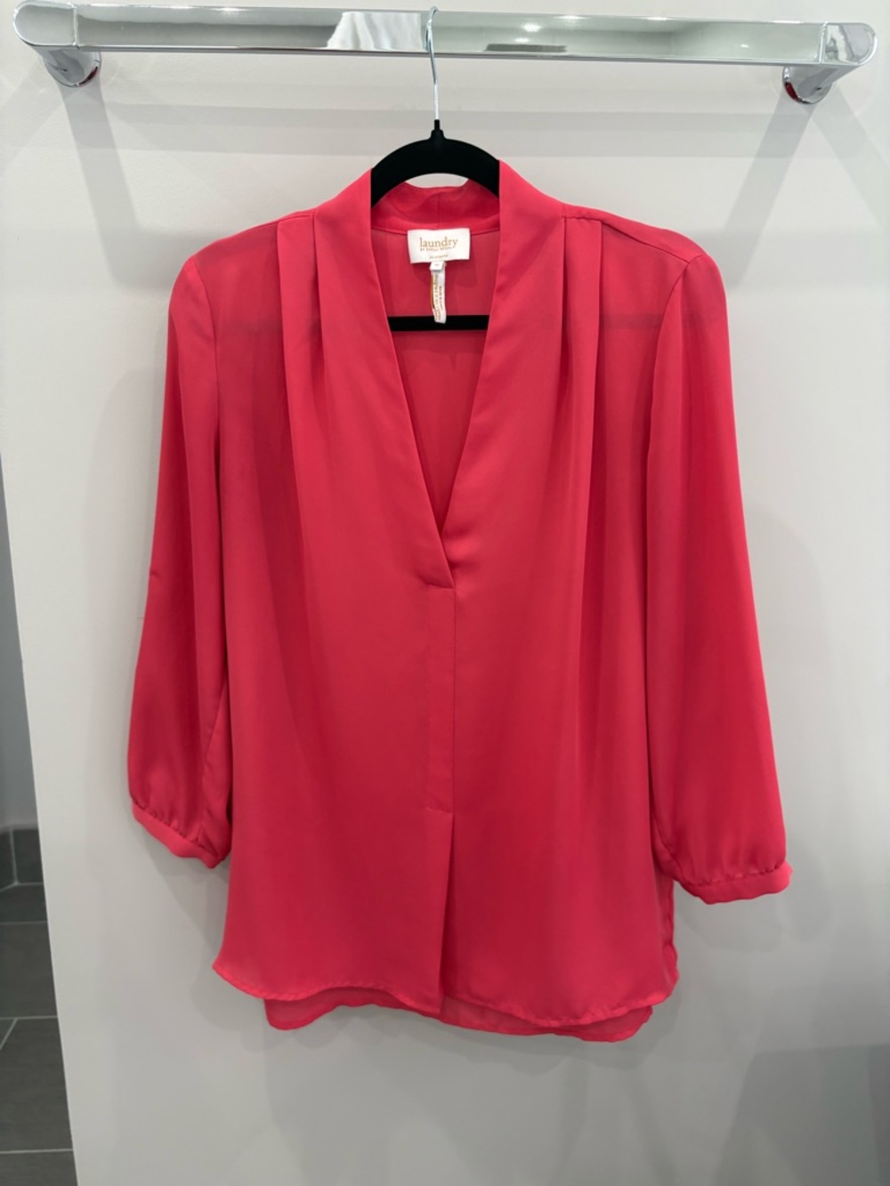 Laundry By Shelli Segal Coral Pink V-Neck Blouse